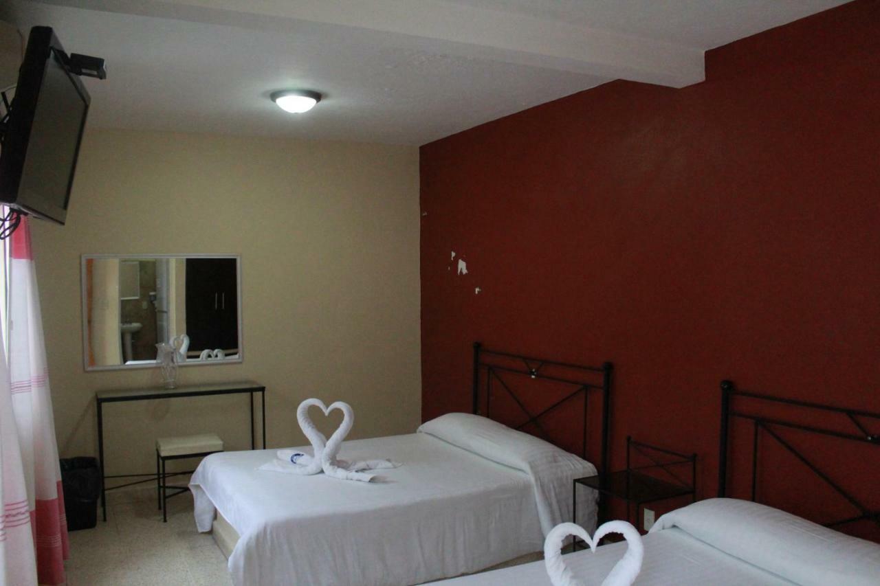 Hotel Casablanca Tuxtla 툭스틀라 외부 사진